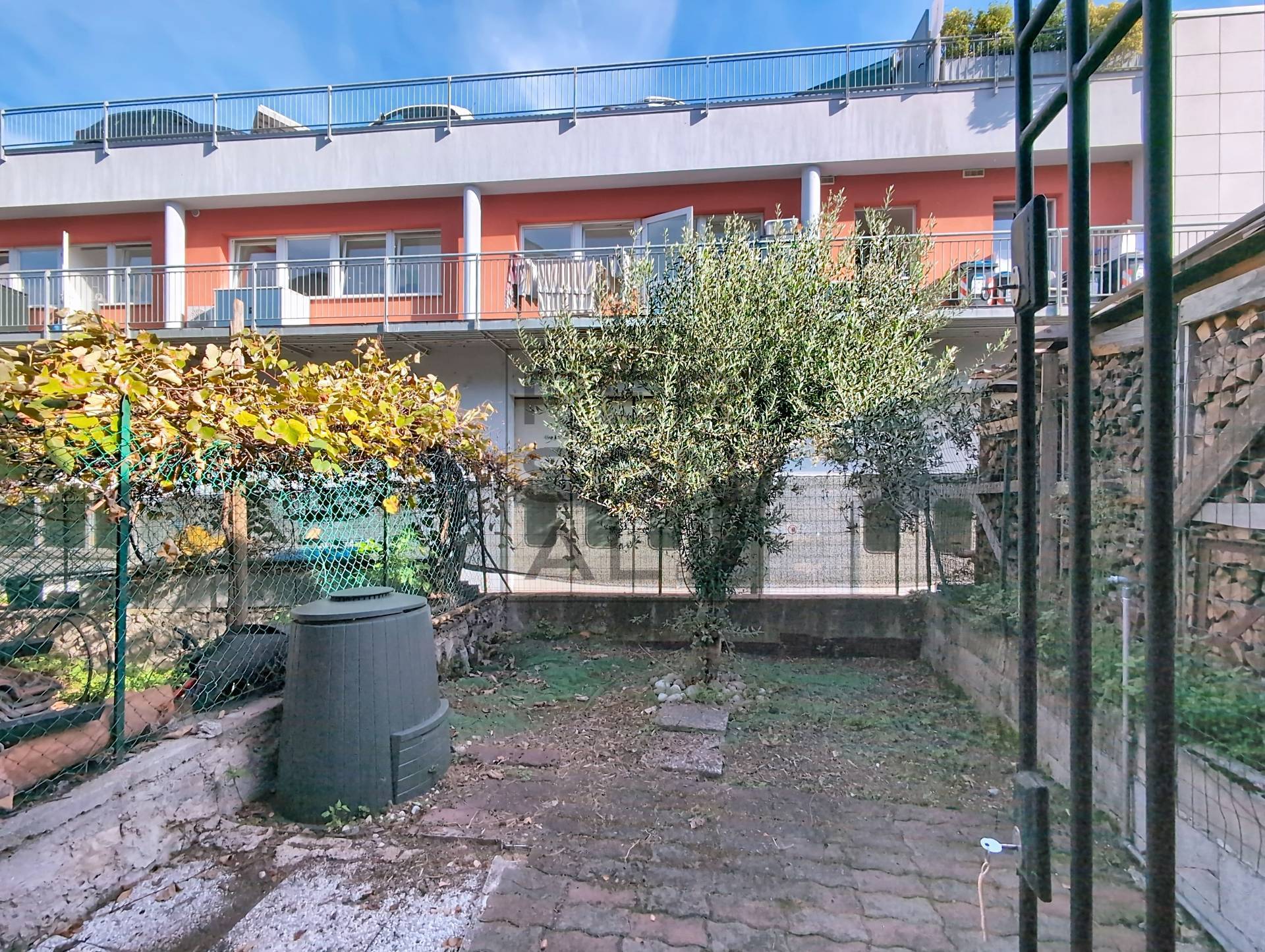 Foto appartamento in vendita a Calliano (Trento)