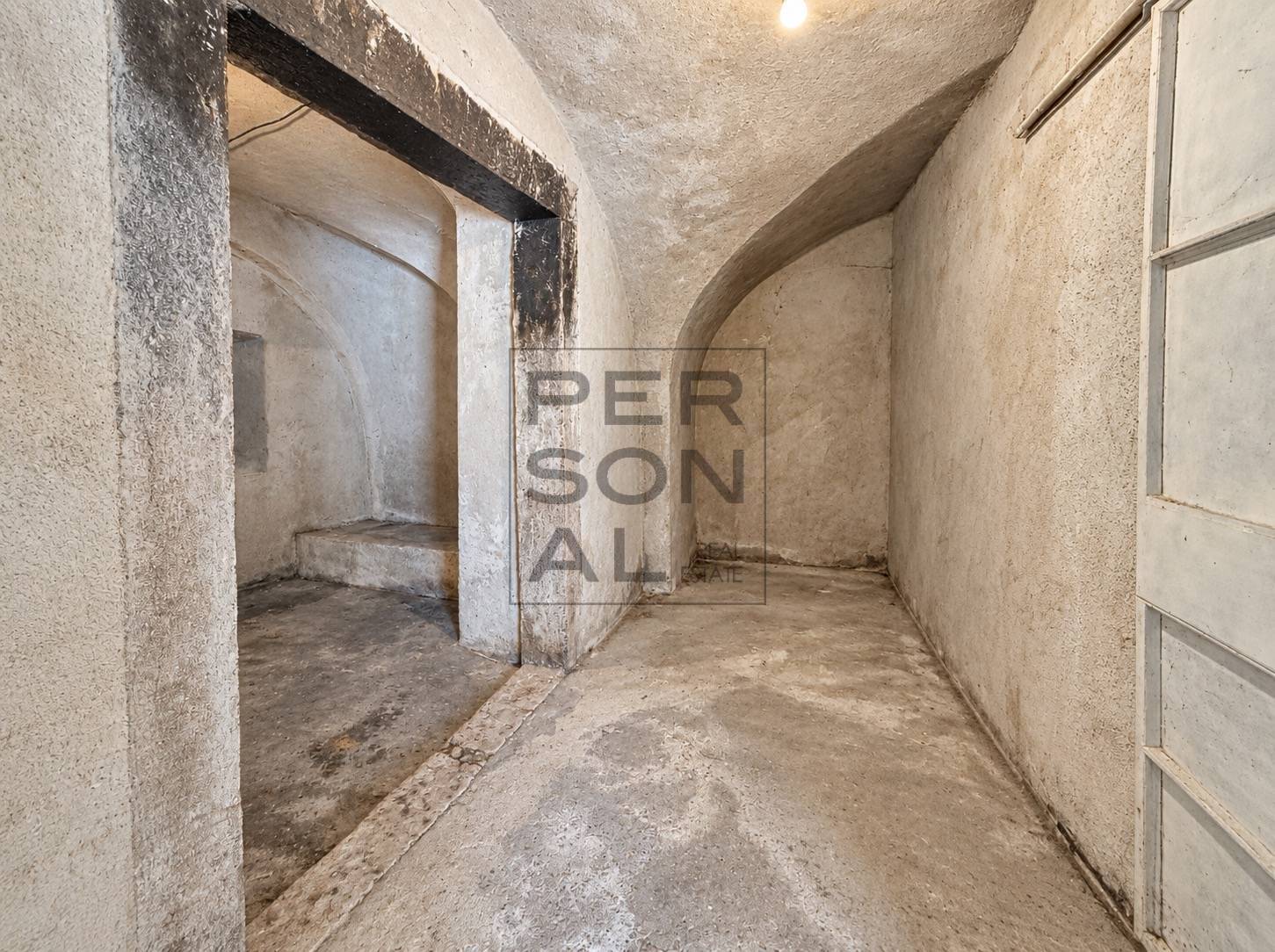 Foto porzione di casa in vendita a Dro (Trento)