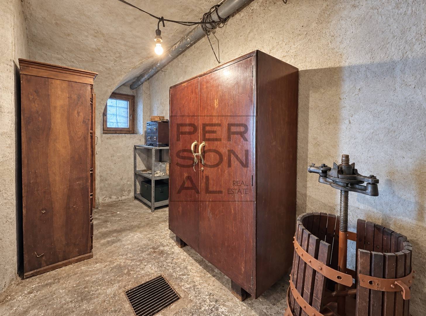 Foto porzione di casa in vendita a Dro (Trento)
