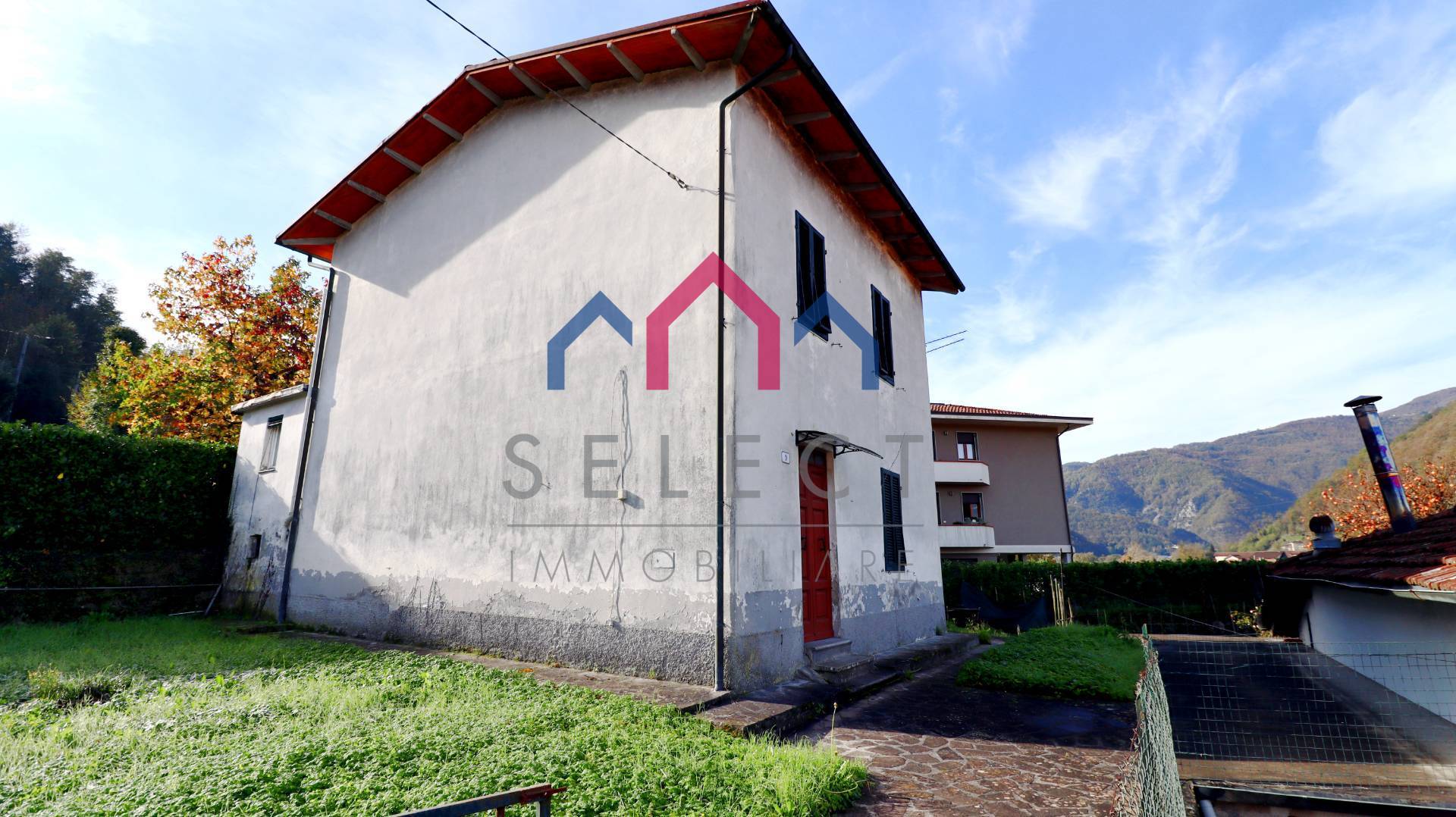 Casa indipendente in vendita a Castelnuovo Di Garfagnana (LU)