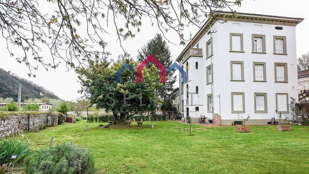 Villa in vendita a Sesto Di Moriano, Lucca (LU)