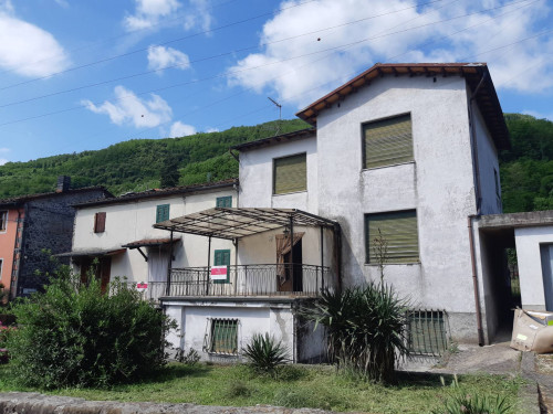Terratetto a Borgo a Mozzano