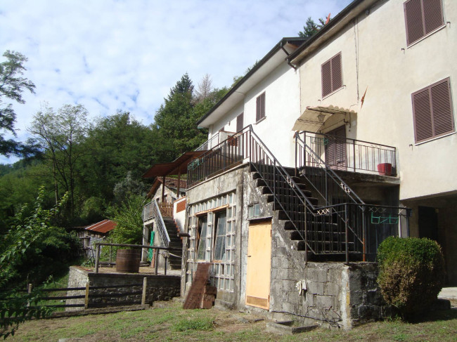Casa semi-indipendente in vendita a Coreglia Antelminelli (LU)