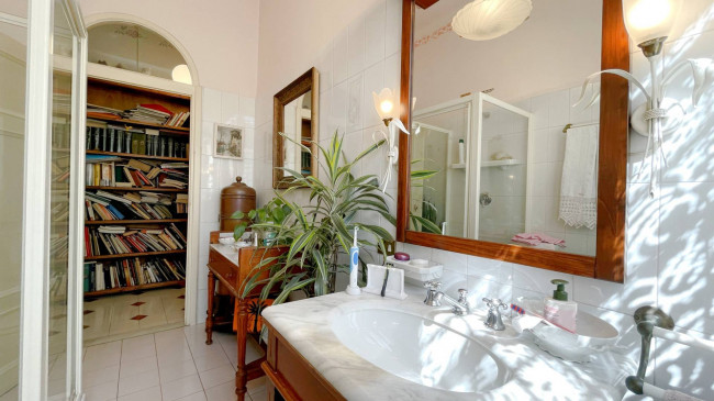 Villa in vendita a Bagni Di Lucca (LU)