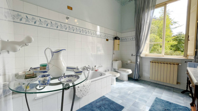 Villa in vendita a Bagni Di Lucca (LU)