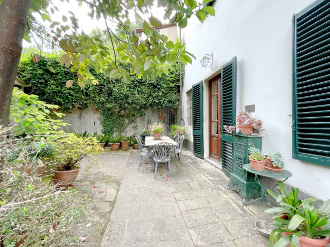 Villa in vendita a Bagni Di Lucca (LU)