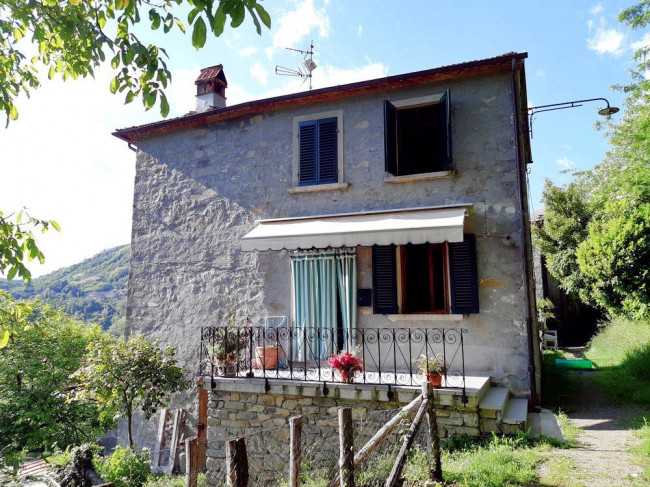 Casa singola a Bagni di Lucca