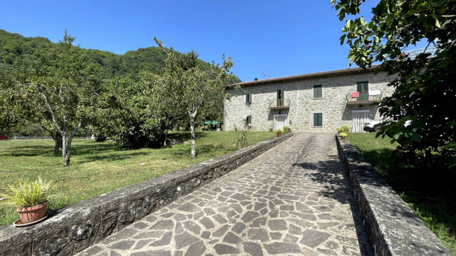 Rustico a Piazza al Serchio