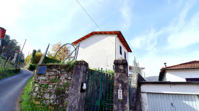 Casa indipendente in vendita a Castelnuovo Di Garfagnana (LU)