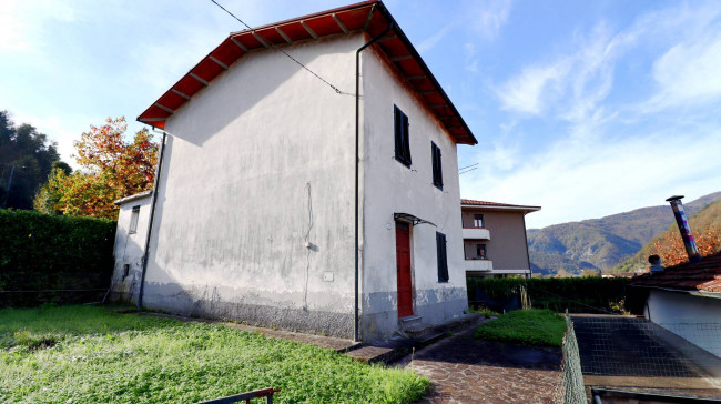 Casa indipendente in vendita a Castelnuovo Di Garfagnana (LU)