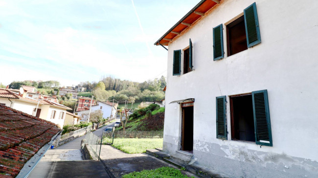 Casa indipendente in vendita a Castelnuovo Di Garfagnana (LU)