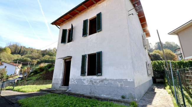 Casa indipendente in vendita a Castelnuovo Di Garfagnana (LU)