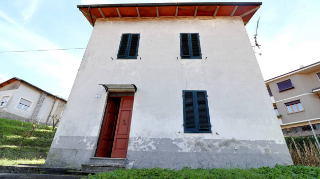 Casa indipendente in vendita a Castelnuovo Di Garfagnana (LU)