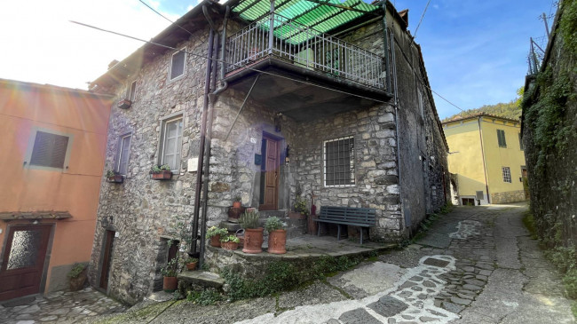 Appartamento in vendita a Cune, Borgo A Mozzano (LU)