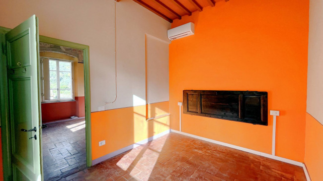 Villa in vendita a Sesto Di Moriano, Lucca (LU)