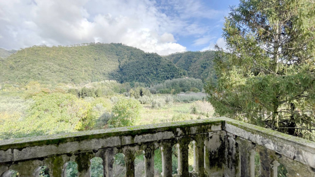 Villa in vendita a Sesto Di Moriano, Lucca (LU)