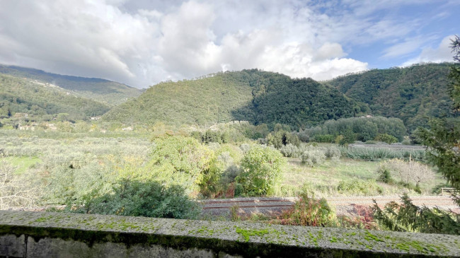 Villa in vendita a Sesto Di Moriano, Lucca (LU)