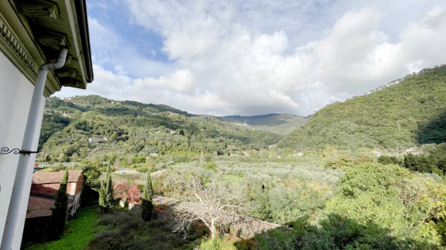 Villa in vendita a Sesto Di Moriano, Lucca (LU)