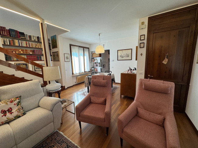 Villa trifamiliare in Vendita a Conegliano