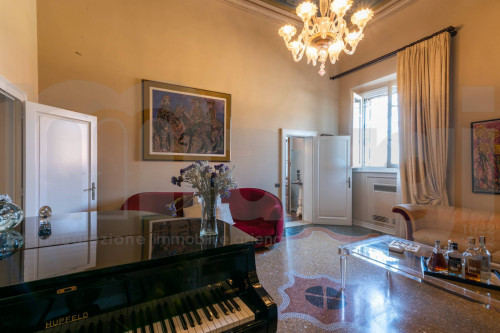 Villa in Vendita a Livorno