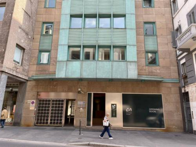 Box o garage in Vendita a Milano