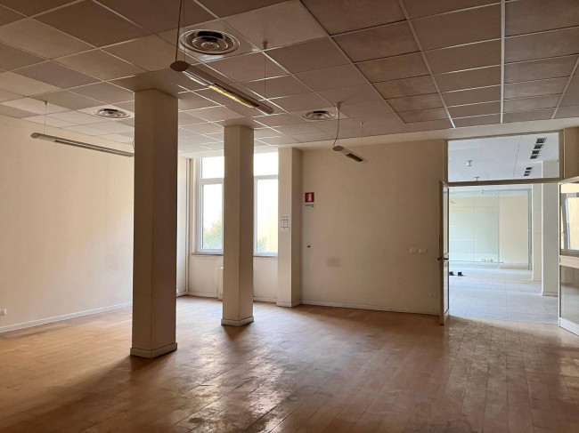Ufficio in Affitto a Milano