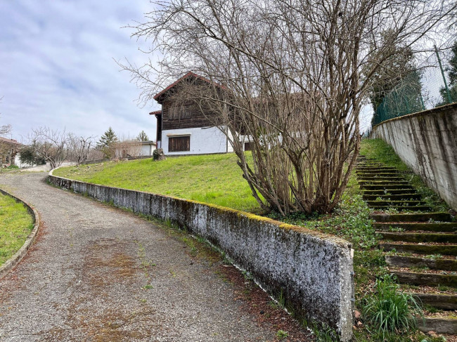 Villa in Vendita a Rivergaro