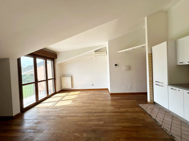 Attico in Vendita a Lodi