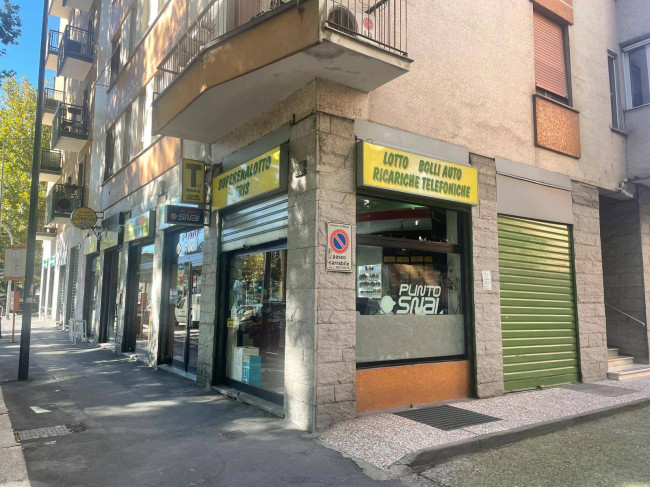 Tabaccheria ricevitoria in Vendita a Milano