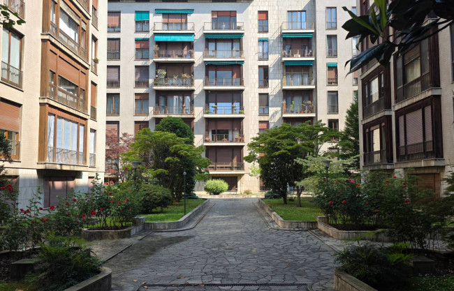 Appartamento in Affitto a Milano