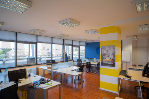 Ufficio in Affitto a Milano