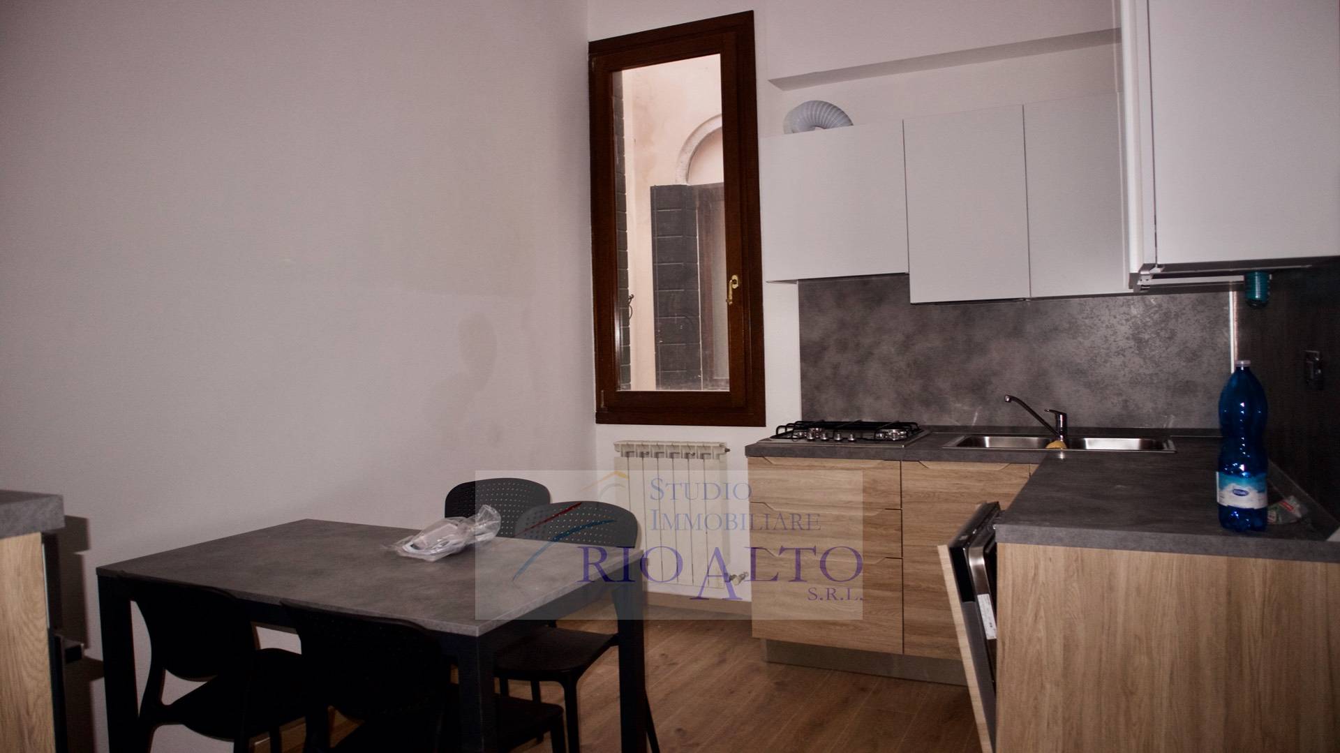  venezia affitto quart: castello studio-immobiliare-rio-alto