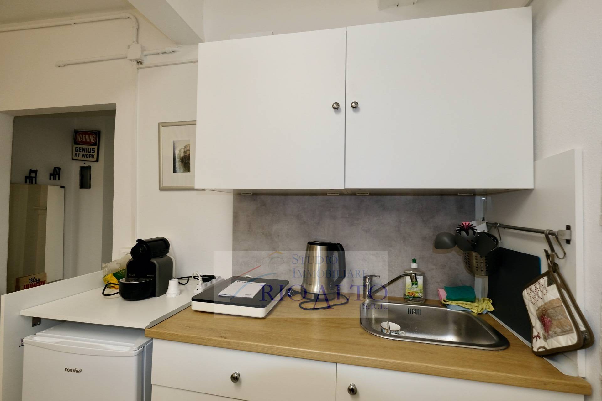 Appartamento VENEZIA vendita  San Polo  Studio Immobiliare Rio Alto