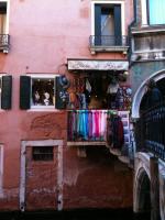 Shop for Sale to Venezia