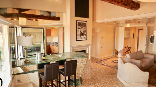 Appartamento in Vendita a Venezia