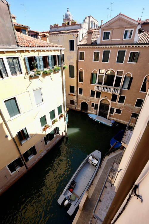 Appartamento in Affitto a Venezia