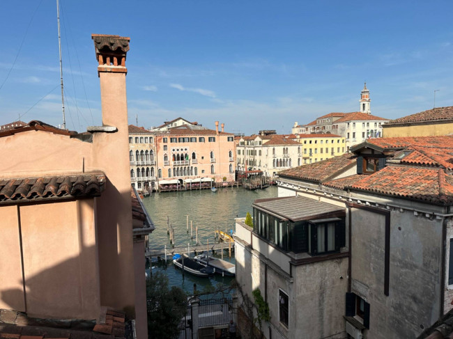 Flat for Sale to Venezia