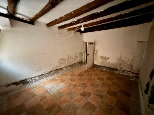 Storehouse for Sale to Venezia