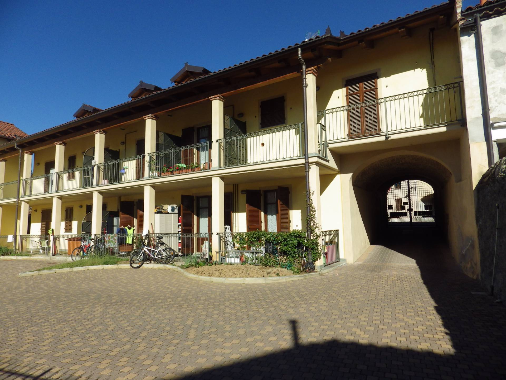  rosta vendita quart: centro paese compagnia-immobiliare-grugliasco