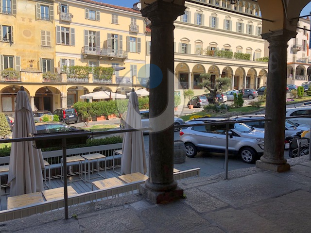Locale commerciale in affitto a Moncalieri