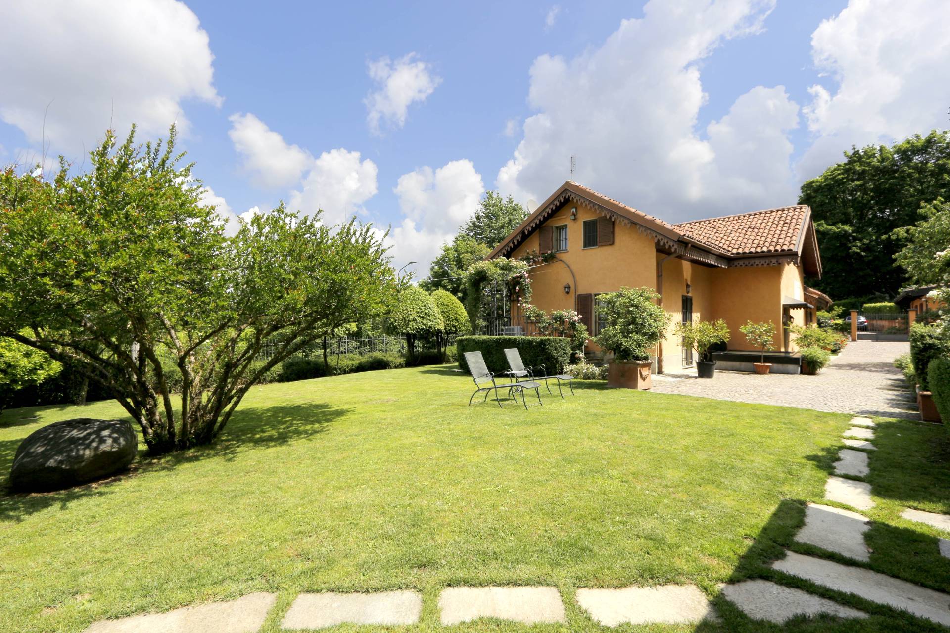 Villa TORINO vendita  Precollina  Chiusano & C. Immobiliare