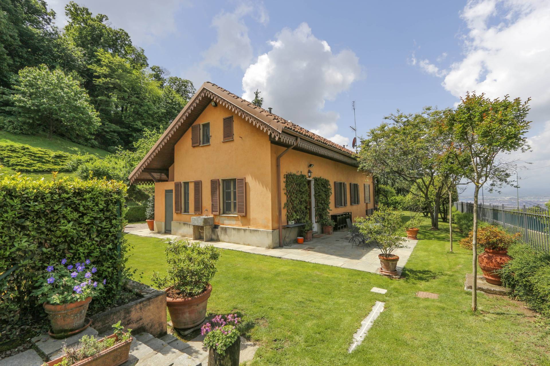 Villa TORINO vendita  Precollina  Chiusano & C. Immobiliare