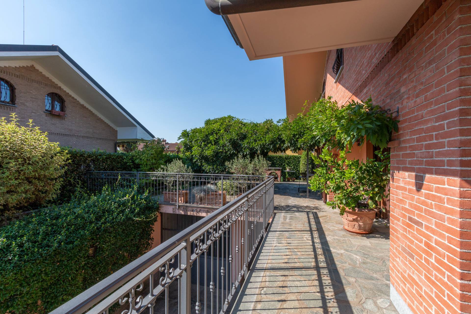 Villa PIANEZZA vendita  Residenziale  Chiusano & C. Immobiliare