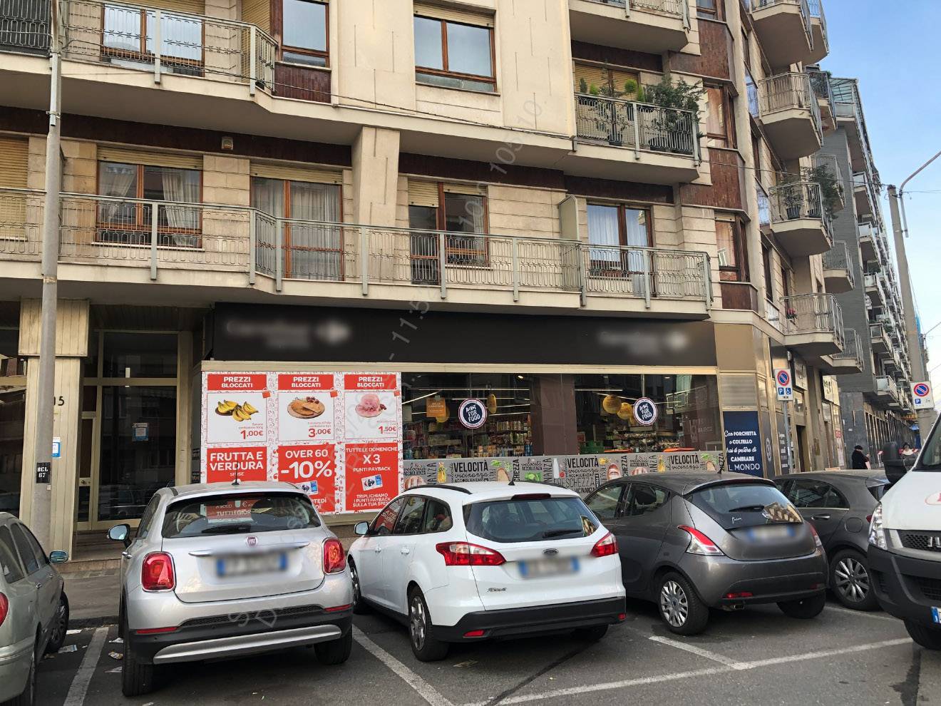 Locale Commerciale in Vendita a Torino Via Benvenuto 