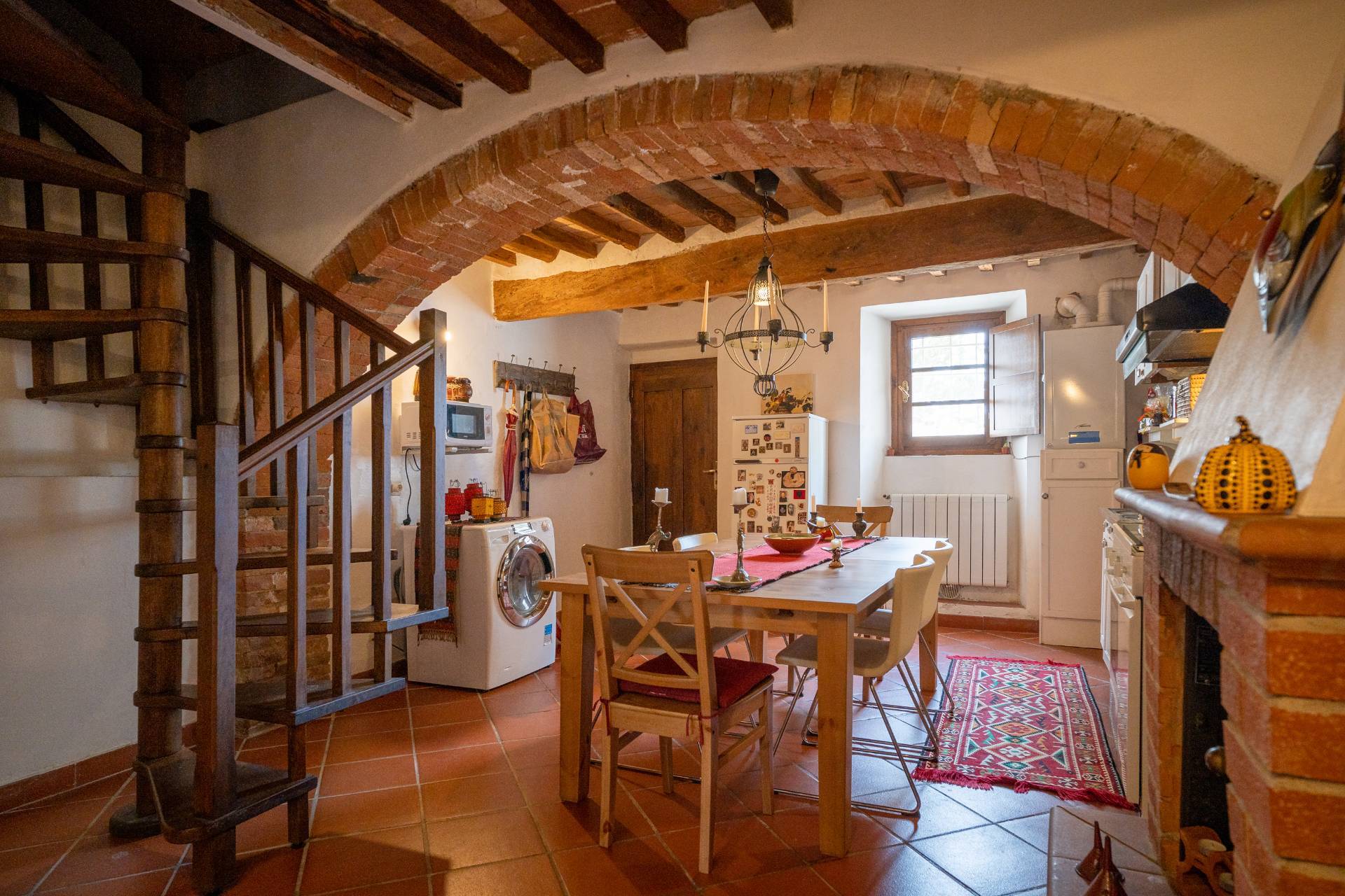 Apartment for Sale to Montecatini Val di Cecina
