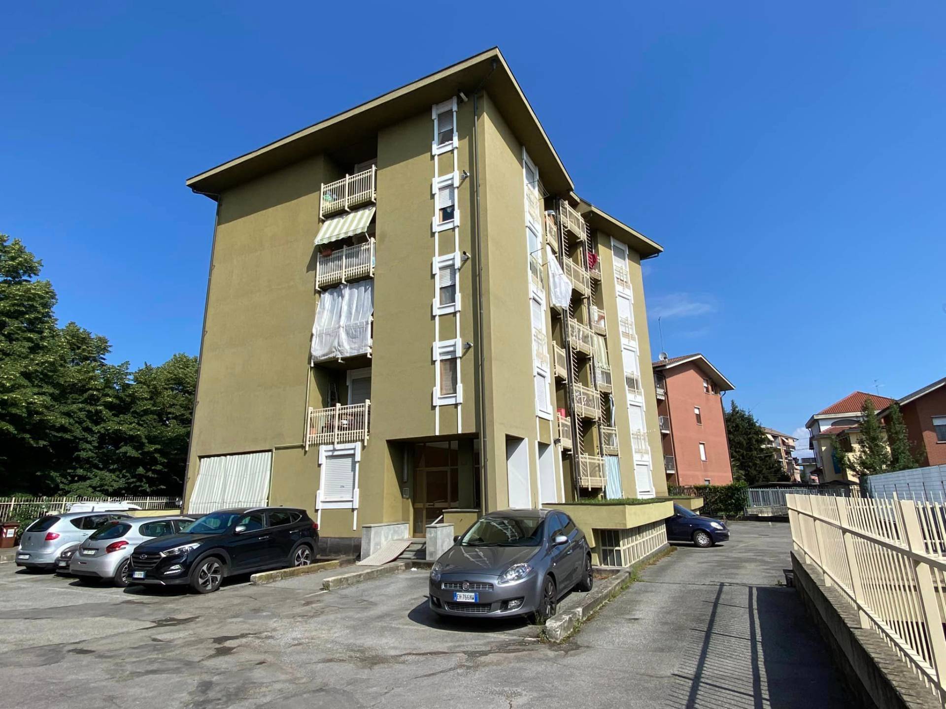 Appartamento - Confini Con Torino