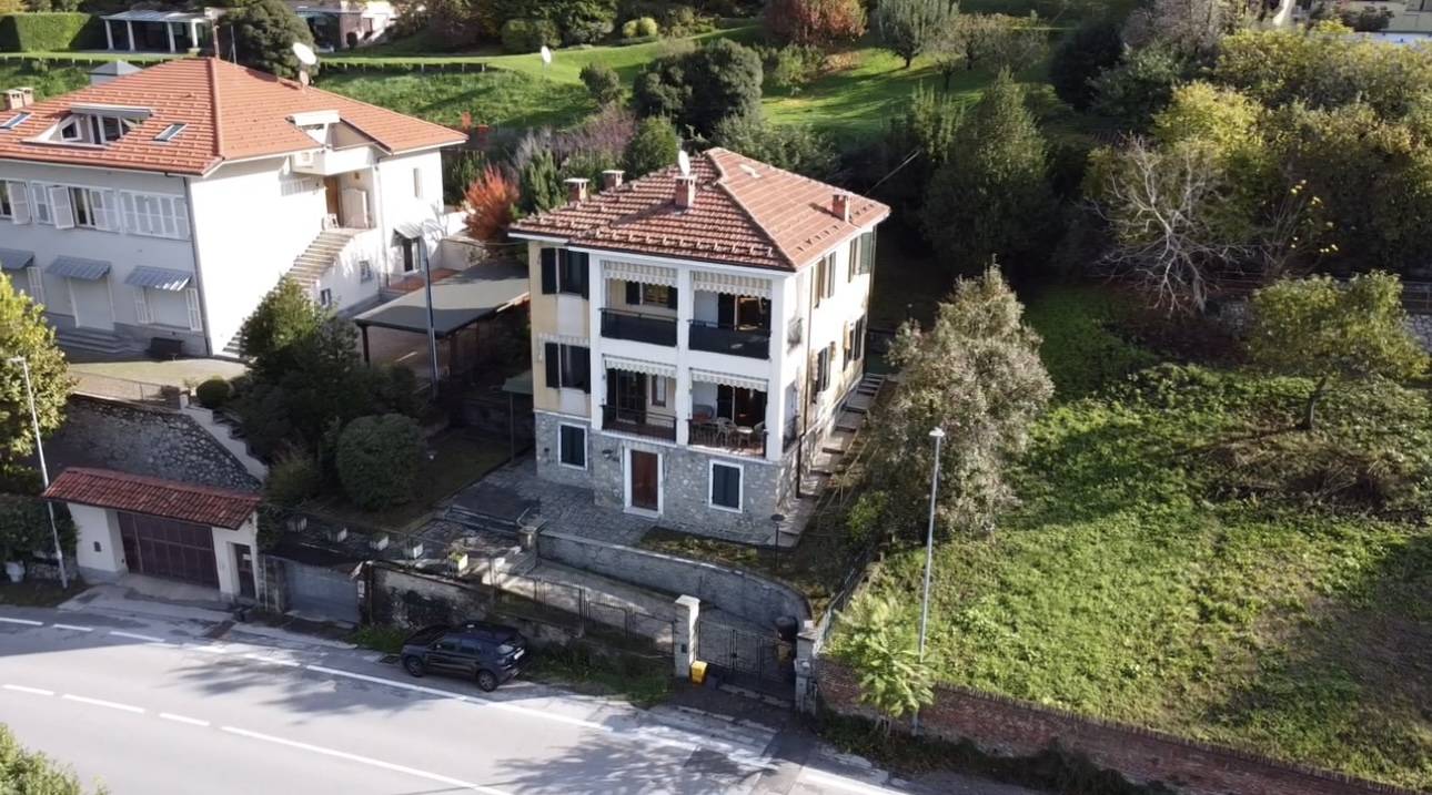 Villa Bifamiliare in Vendita a Mondovì