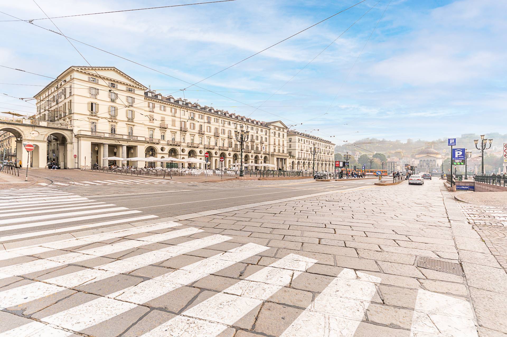 Negozio in Affitto a Torino