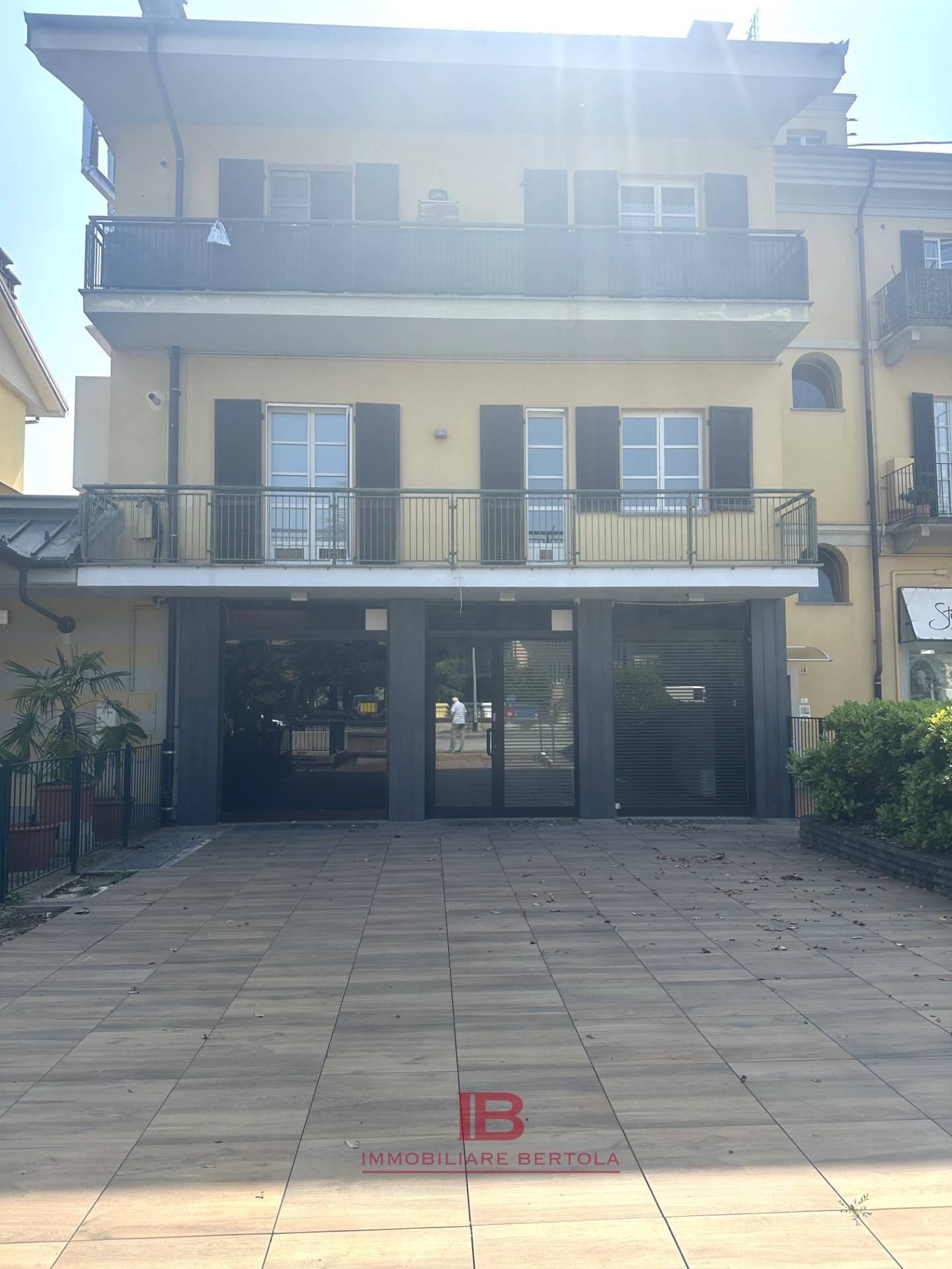 Locale commerciale in affitto
