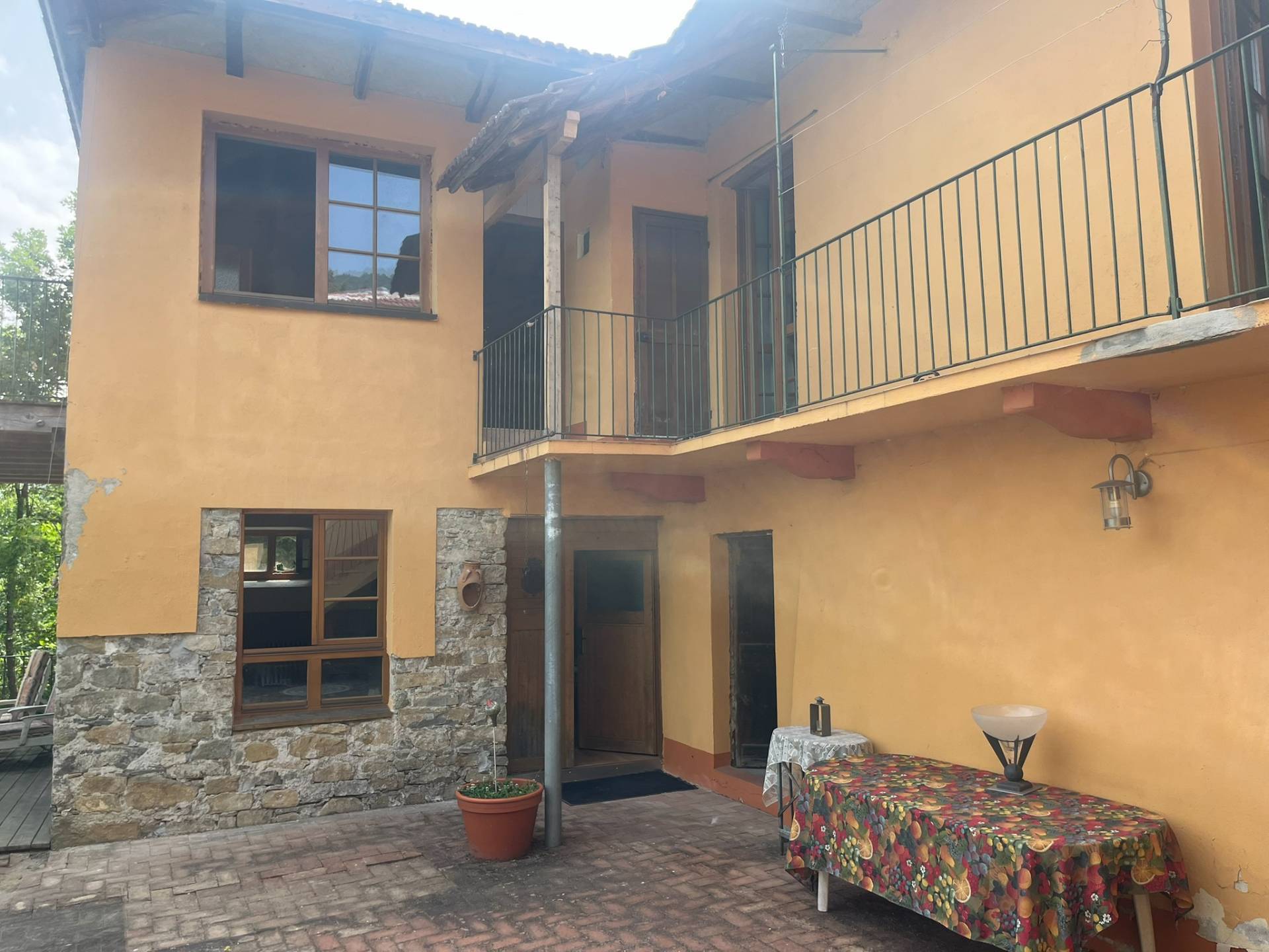Casa indipendente in vendita